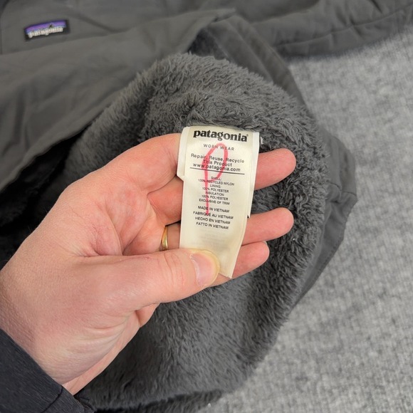 Patagonia Shirt Jacket Mens Medium Gray Fleece Lined Isthmus Quilted Shacket - Picture 7 of 10